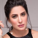 Mehwish Hayat Height Weight Bra Size Age Biography