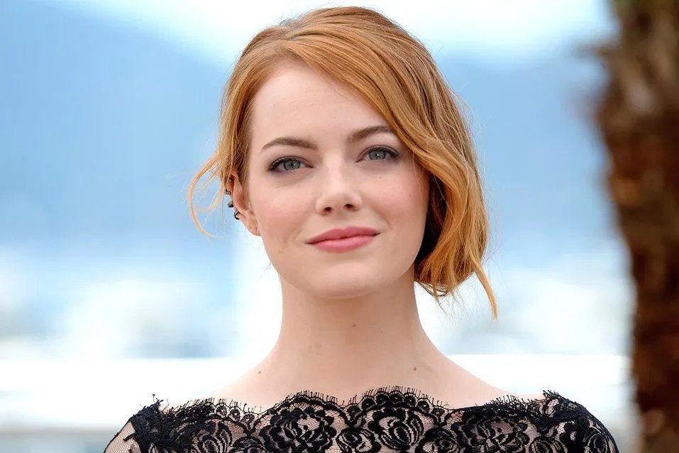 Emma Stone Measurements Height Weight Bra Size Age