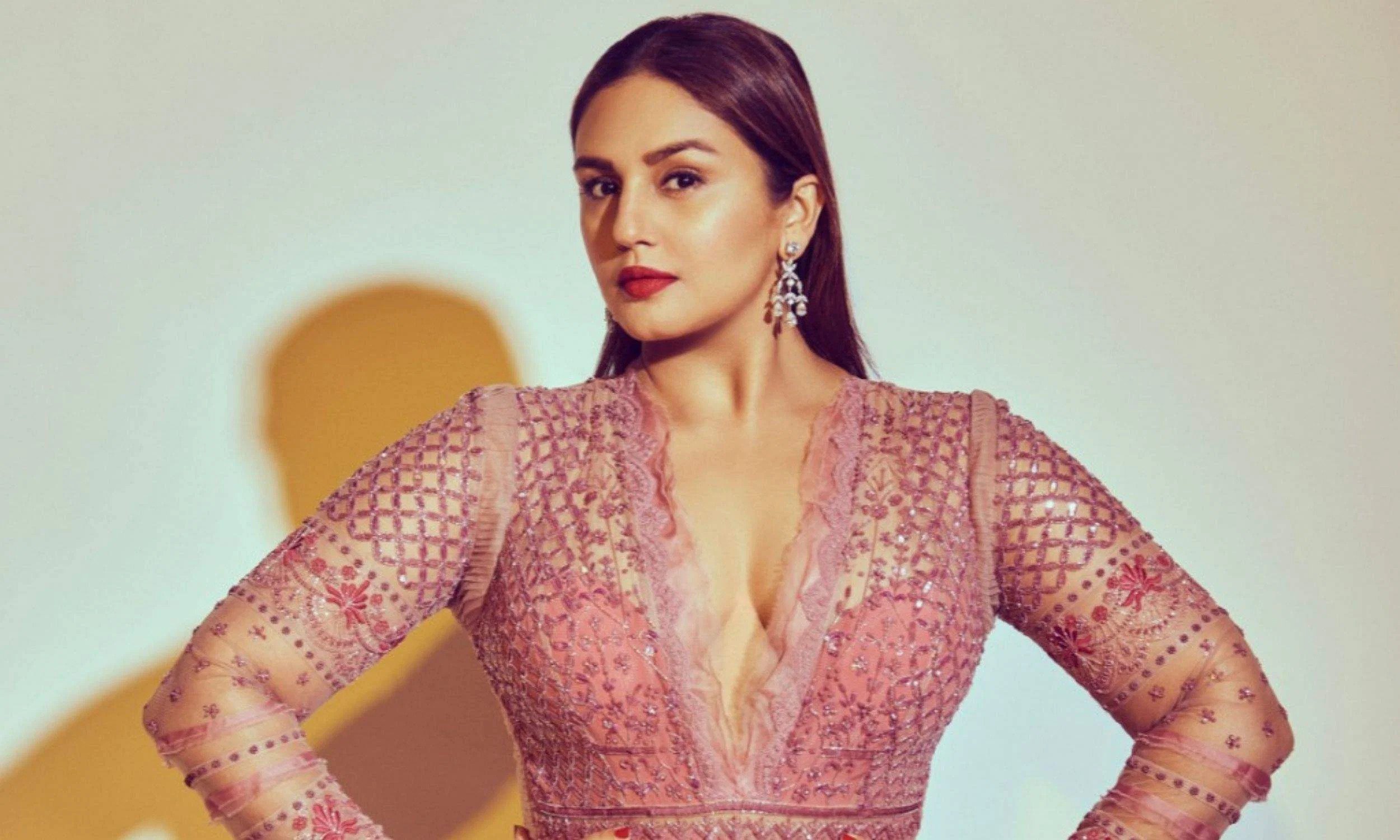 Huma Qureshi Measurements Height Weight Bra Size Age | Celebrities Details