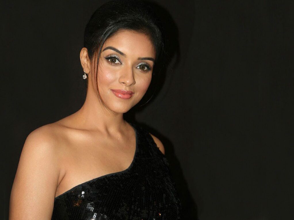 Asin Measurements Height Weight Bra Size Age
