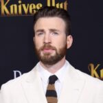 Chris Evans Height Weight Age And Body Statistics Biography