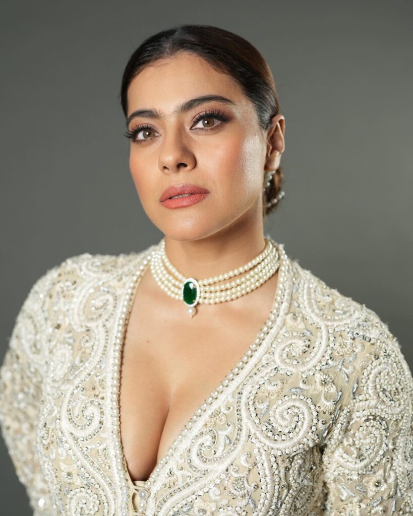 Kajol Measurements Height Weight Bra Size Age