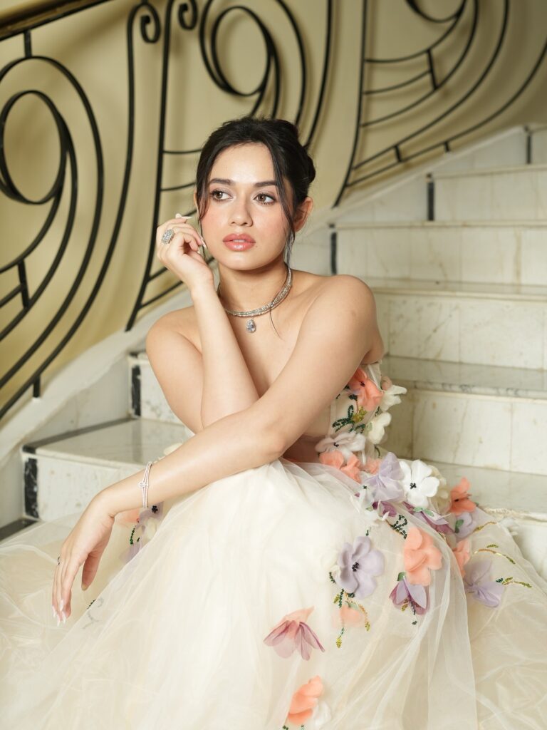 Jannat Zubair Rahmani Height Weight Age Boyfriend Biography & More